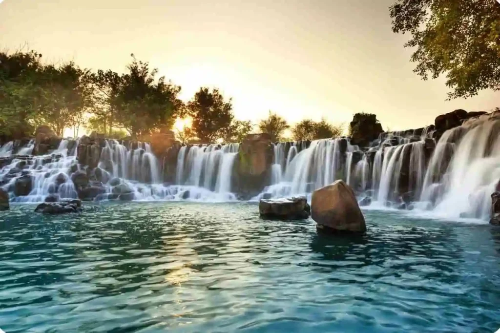 Athirapally Waterfalls – Kerala’s Iconic Film Location